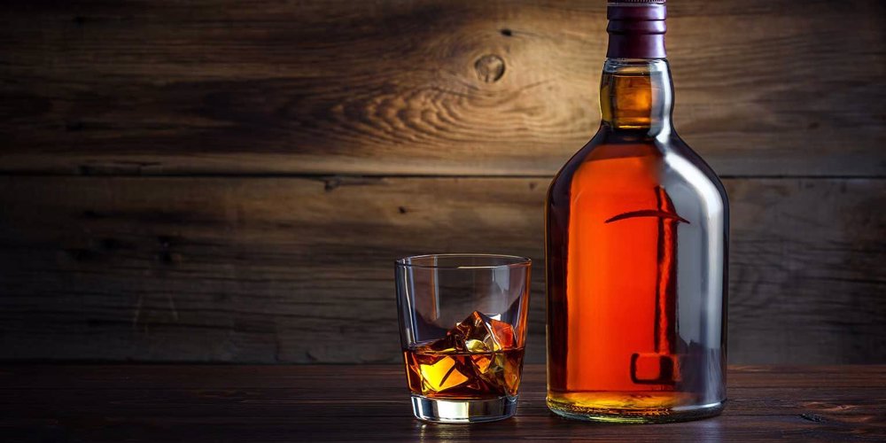 20+ amazing gifts for whiskey lovers (christmas 2020) 20+ Amazing Gifts For Whiskey Lovers (Christmas 2020) | Expertly Chosen Gifts