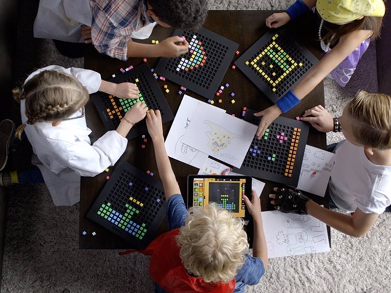 Bloxels Video Game Designer - Help your kids create their own video games using a combination of physical bloxels tools and app