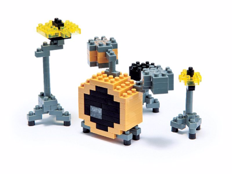 Nanoblock Drum Set - A fun little 3D construction block drum kit