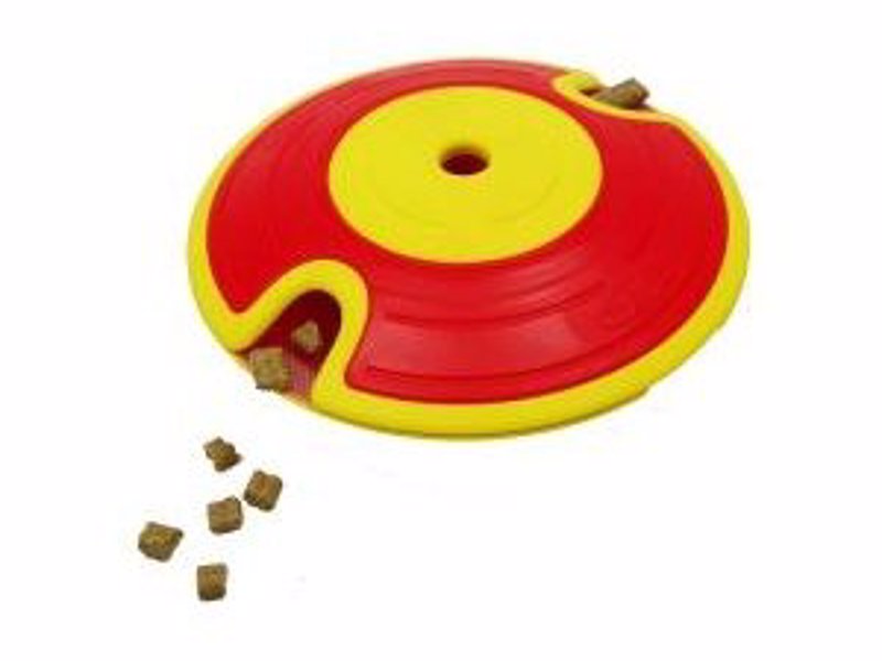 Treat Maze Interactive Game for Dogs - A great game for your dog, stimulation mental and physical entertainment