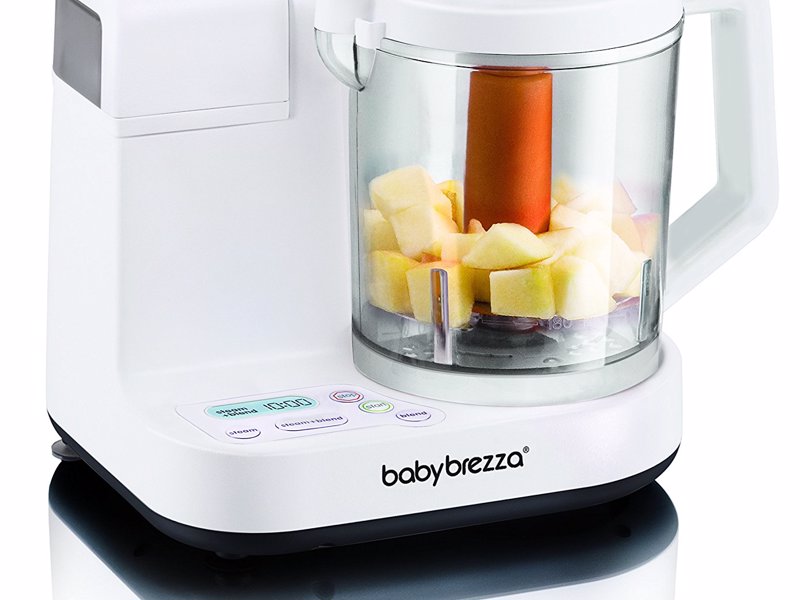 Baby Brezza Food Maker - This awesome glass baby food maker brings healthy, homemade baby food to your table in just minutes