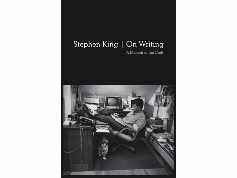 Stephen King: On Writing - A memoir and writing masterclass by one of the bestselling authors of all time, perfect for the aspiring writer or any Stephen King fan