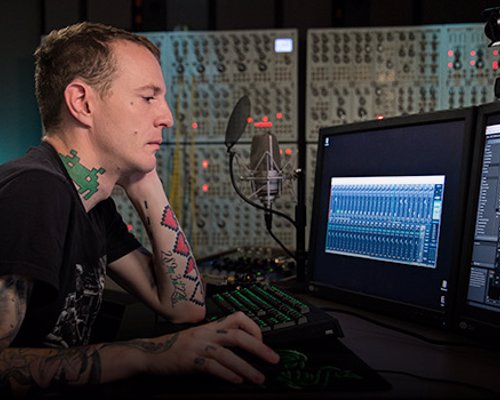 Deadmau5 Teaches Electronic Music Production