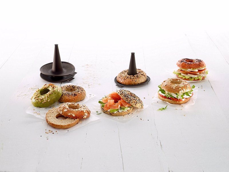 Lekue Bagel Maker with 6 Silicone Bagel Molds - Bake perfect, delicious, bagels with ease using these simple molds