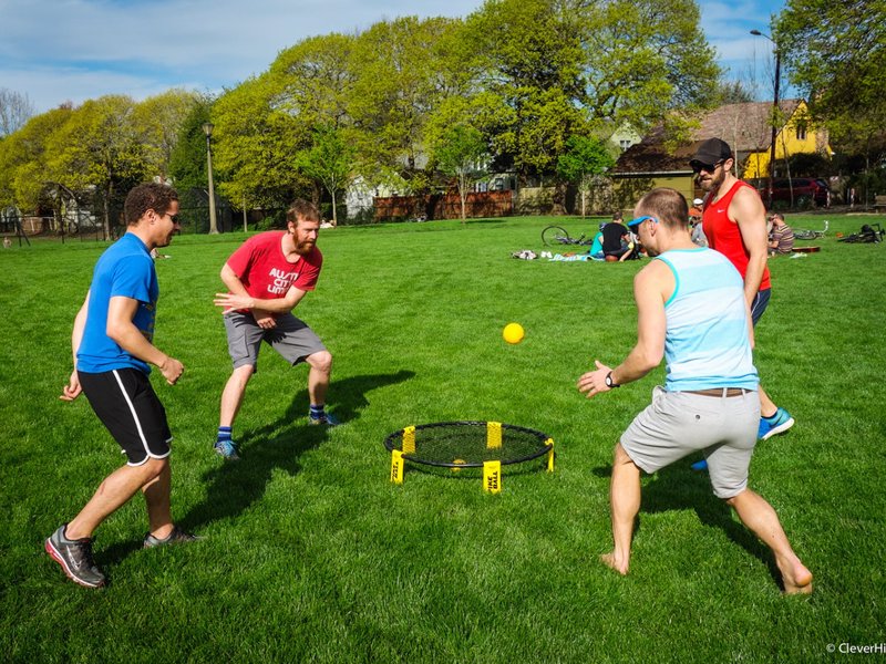 Spikeball Game Set - Perfect outdoor gift for the family, picnic, beach, tailgate, yard - As Seen on Shark Tank