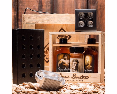 BBQ & Grilling Gift Crate - Smoker, accessories and sauces for the grill fanatic