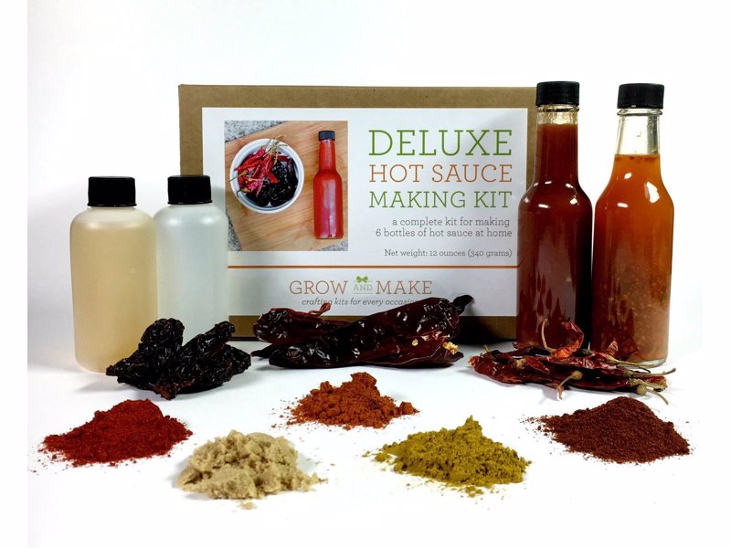 Deluxe Hot Sauce Making Kit - Everything needed to make 6 amazing sauces, from Louisiana hot sauce to a smoky Chipotle