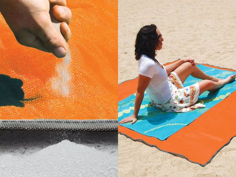 Sandless Beach Mat - However hard you try, you simply cannot cover the Sandless Beach Mat with sand